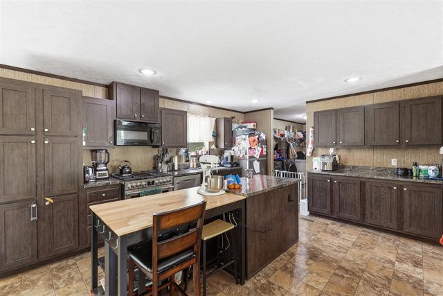 14290 Newport Drive, West Olive, MI 49460