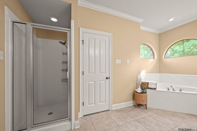 18236 Lake Harbor Ln, Prairieville, LA 70769