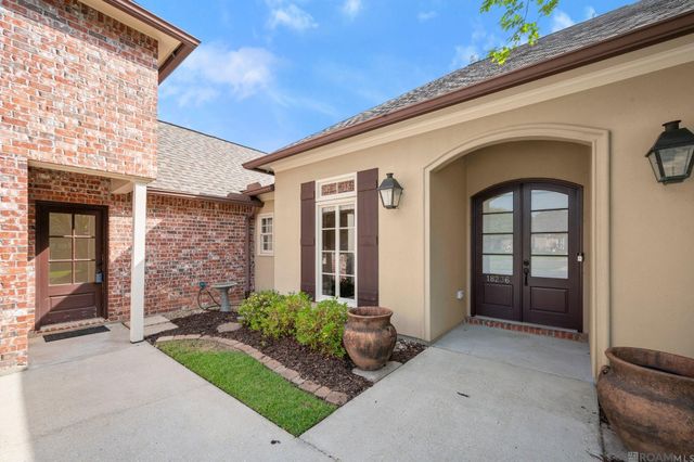 18236 Lake Harbor Ln, Prairieville, LA 70769
