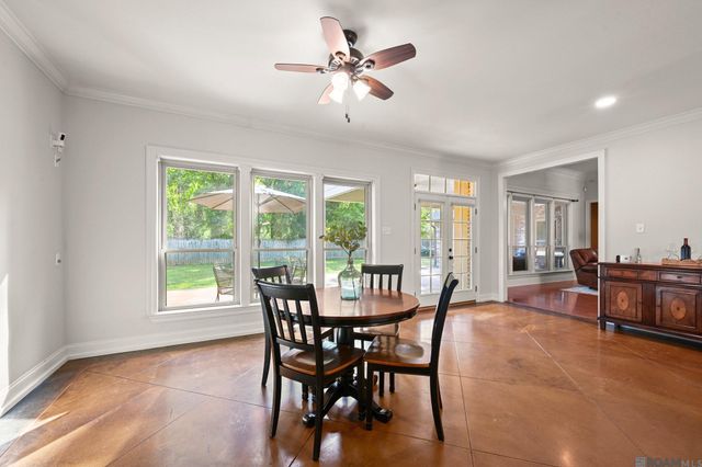 18236 Lake Harbor Ln, Prairieville, LA 70769