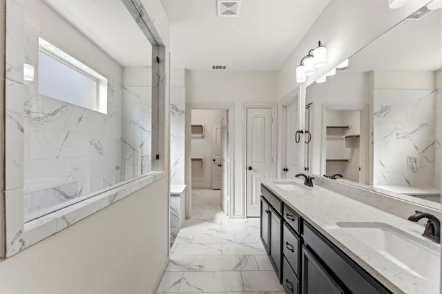 15 Pioneer Canyon Place, The Woodlands, TX 77375
