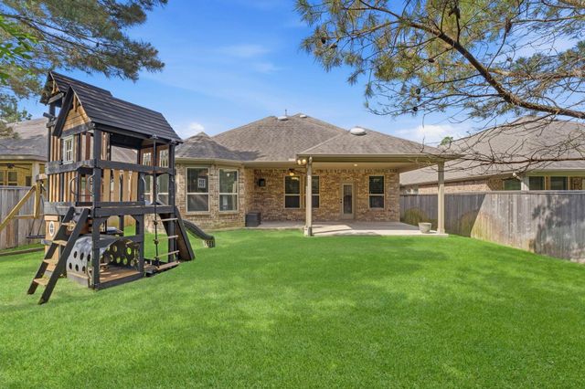 15 Pioneer Canyon Place, The Woodlands, TX 77375