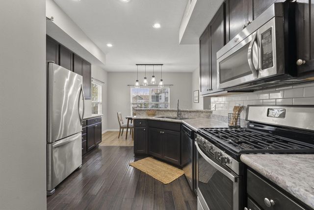 5901 Blackbird Way, Lewis Center, OH 43035