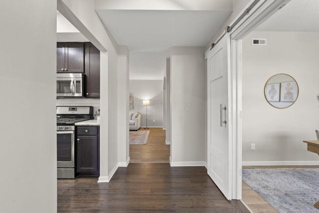 5901 Blackbird Way, Lewis Center, OH 43035