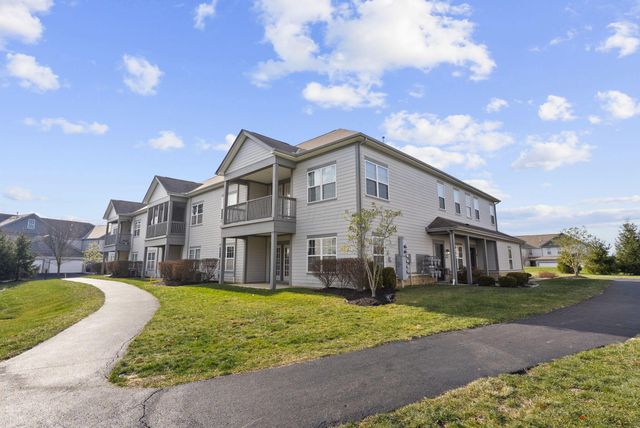 5901 Blackbird Way, Lewis Center, OH 43035