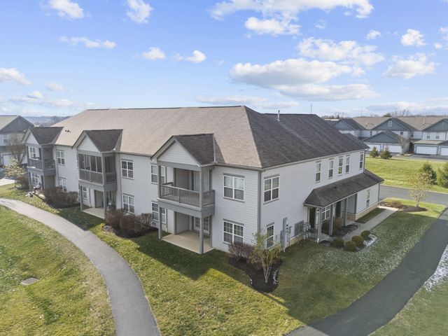 5901 Blackbird Way, Lewis Center, OH 43035