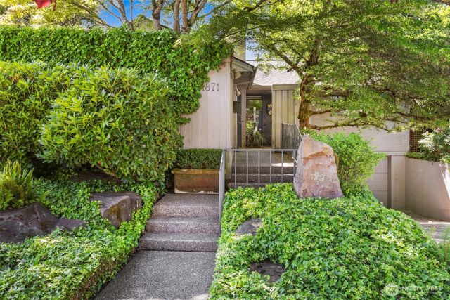 1871 40th Avenue E, Seattle, WA 98112