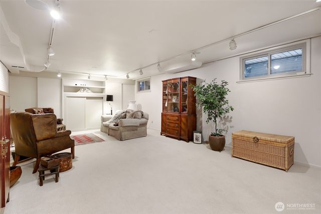1871 40th Avenue E, Seattle, WA 98112