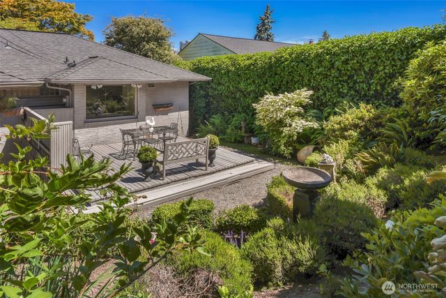 1871 40th Avenue E, Seattle, WA 98112
