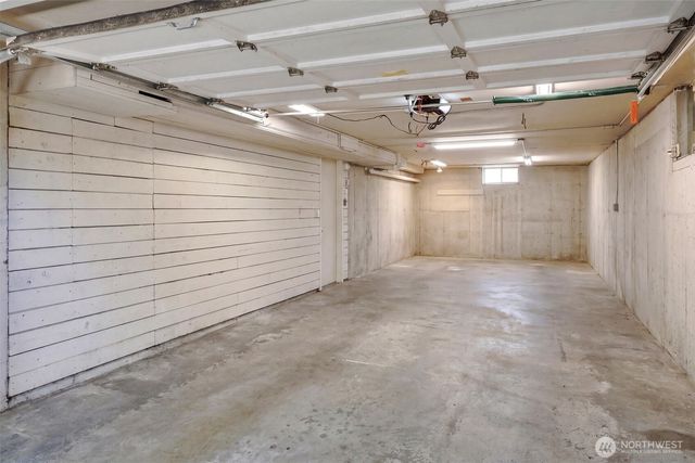 1871 40th Avenue E, Seattle, WA 98112