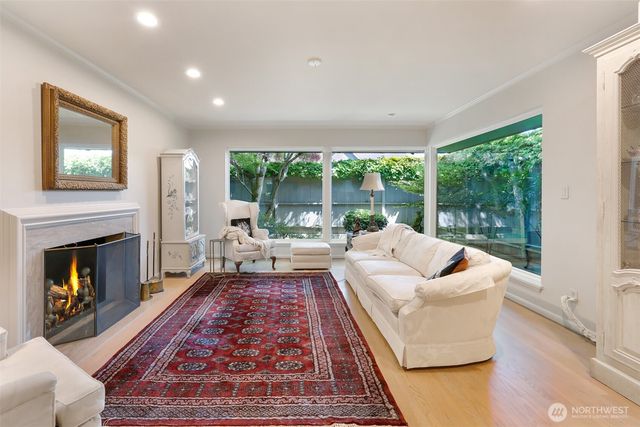 1871 40th Avenue E, Seattle, WA 98112