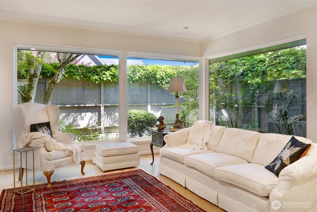 1871 40th Avenue E, Seattle, WA 98112