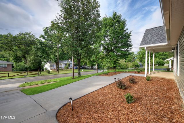1651 Siam Road, Elizabethton, TN 37643