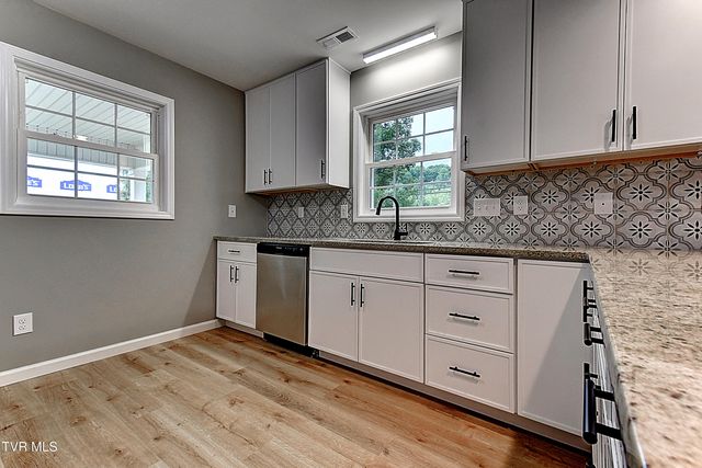 1651 Siam Road, Elizabethton, TN 37643