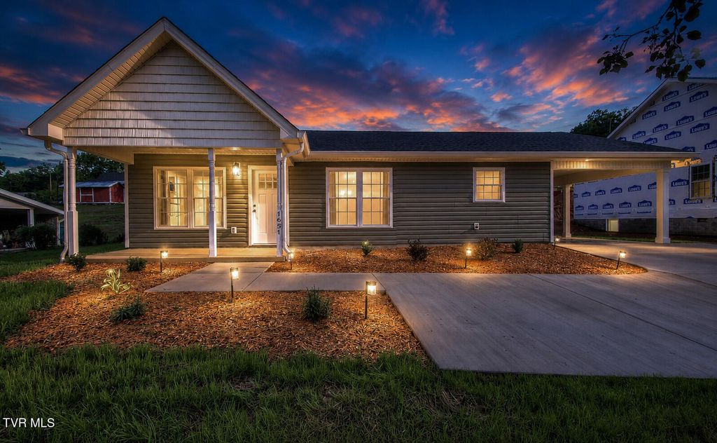 1651 Siam Road, Elizabethton, TN 37643