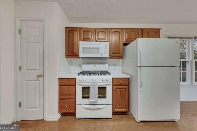 522 Huntgate Road, Woodstock, GA 30189