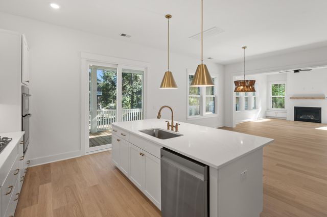 117 Wando Reach Road, Wando, SC 29492