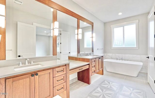 111 Forest Green Drive 1a, Cary, NC 27511