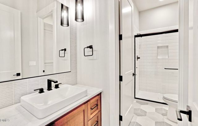 111 Forest Green Drive 1a, Cary, NC 27511