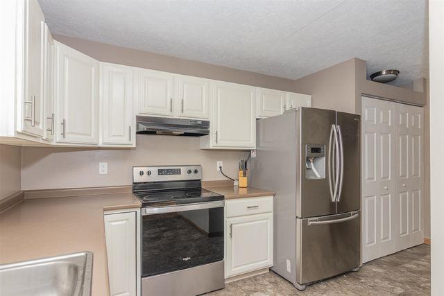 3894 Whitney Court, Kalamazoo, MI 49009