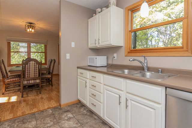 3894 Whitney Court, Kalamazoo, MI 49009