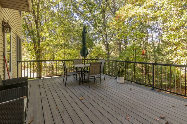 3894 Whitney Court, Kalamazoo, MI 49009