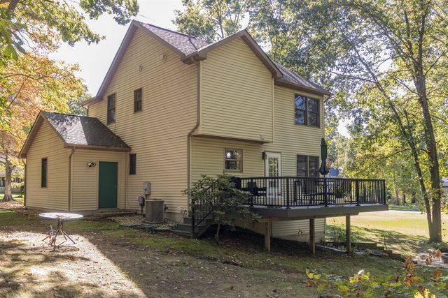 3894 Whitney Court, Kalamazoo, MI 49009