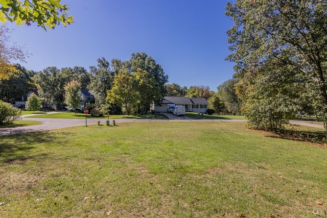 3894 Whitney Court, Kalamazoo, MI 49009