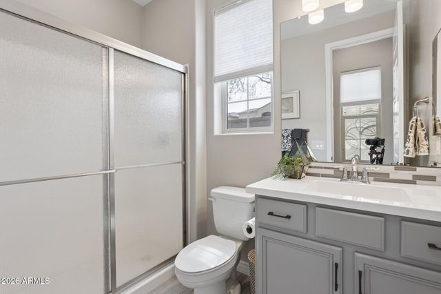 3221 E LOS GATOS Drive, Phoenix, AZ 85050