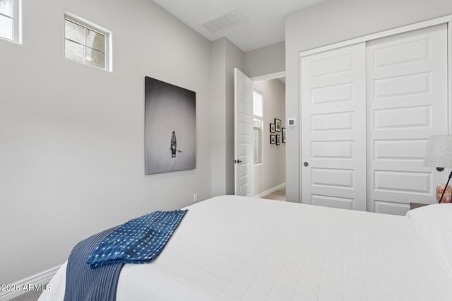 3221 E LOS GATOS Drive, Phoenix, AZ 85050