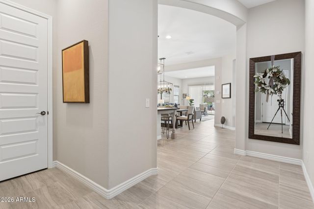 3221 E LOS GATOS Drive, Phoenix, AZ 85050