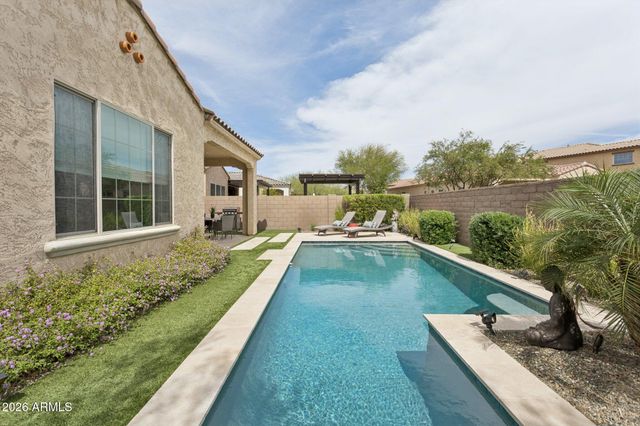 3221 E LOS GATOS Drive, Phoenix, AZ 85050