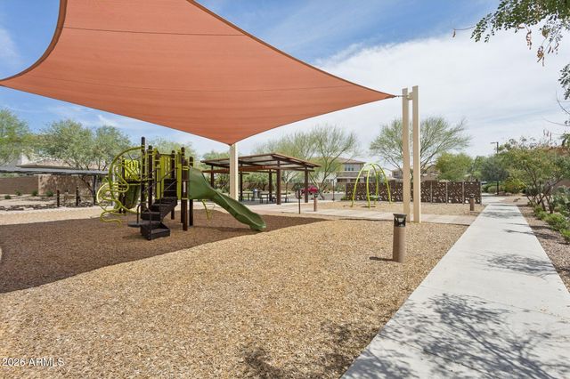 3221 E LOS GATOS Drive, Phoenix, AZ 85050