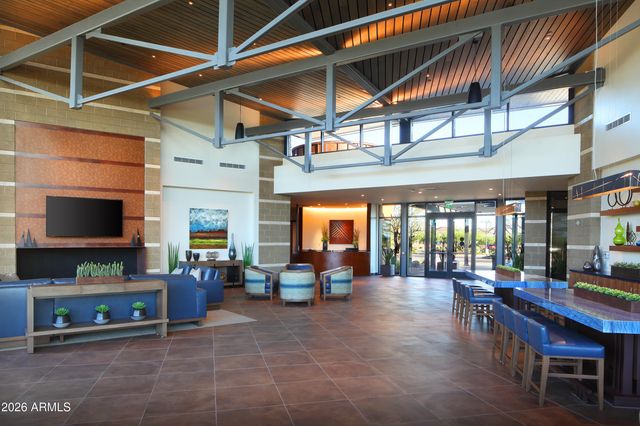 3221 E LOS GATOS Drive, Phoenix, AZ 85050