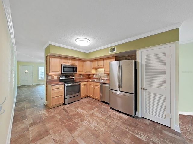 2226 SWITZERLAND WAY 4, Clearwater, FL 33763