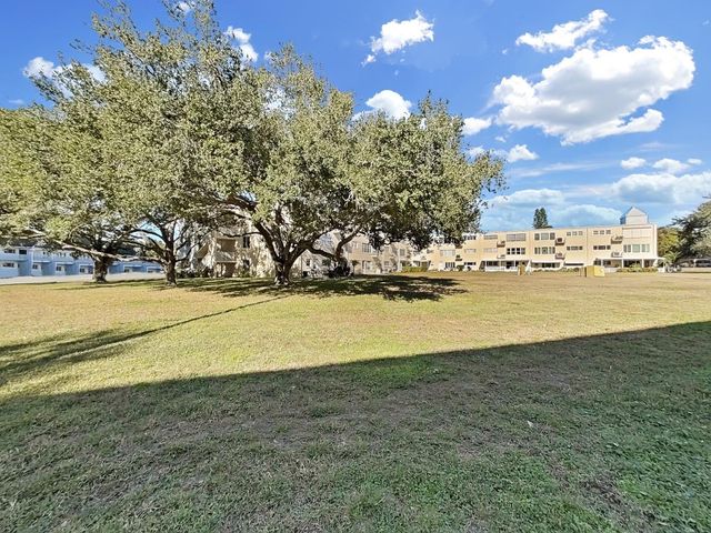 2226 SWITZERLAND WAY 4, Clearwater, FL 33763