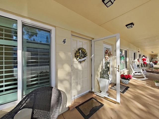 2226 SWITZERLAND WAY 4, Clearwater, FL 33763