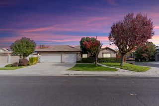 2449 Megan Avenue, Clovis, CA 93611