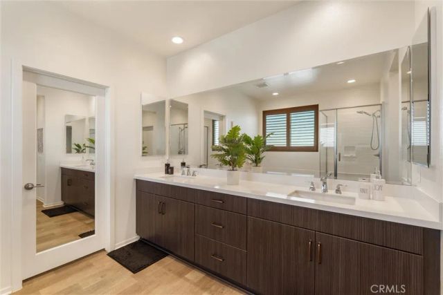 18144 Meridian lane, Saugus, CA 91350