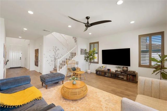 18144 Meridian lane, Saugus, CA 91350