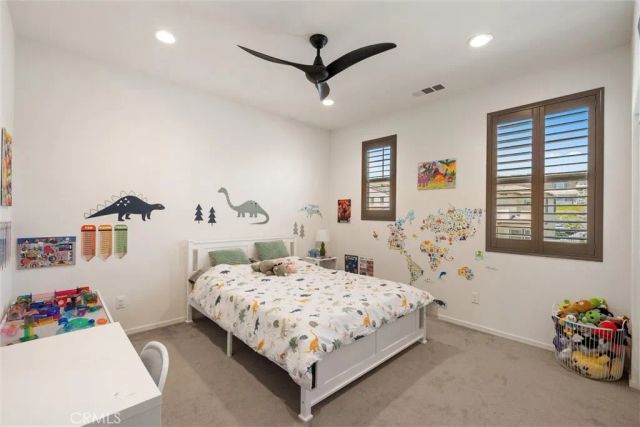 18144 Meridian lane, Saugus, CA 91350