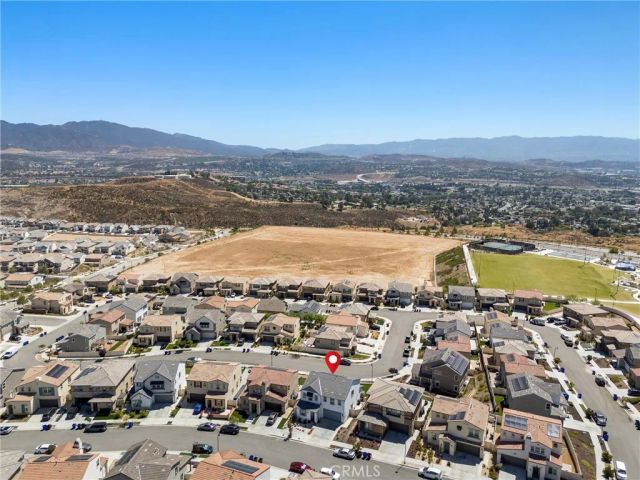 18144 Meridian lane, Saugus, CA 91350