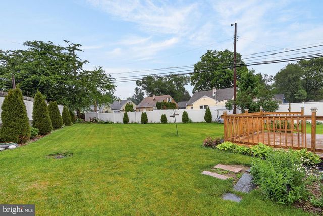 4909 DELBROOK RD, Mechanicsburg, PA 17050