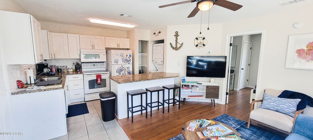 Image 8 of property listing at 17214 Front Beach Road 30, Panama City Beach, FL 32413
