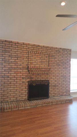 6009 Kenilworth Drive, Arlington, TX 76001