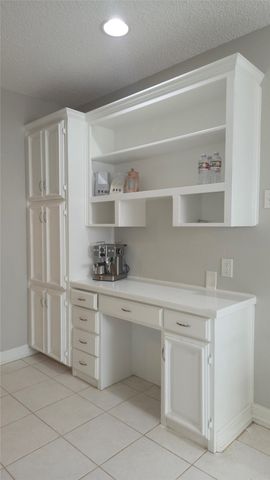 6009 Kenilworth Drive, Arlington, TX 76001