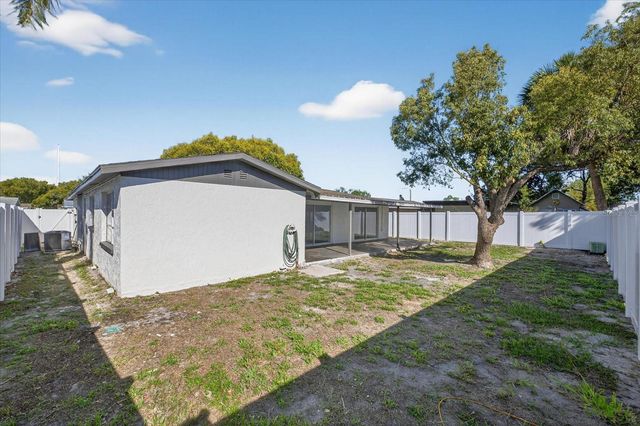 10028 VINEYARD LANE, Port Richey, FL 34668