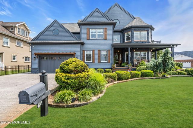 3403 Sandy Place, Toms River, NJ 08753