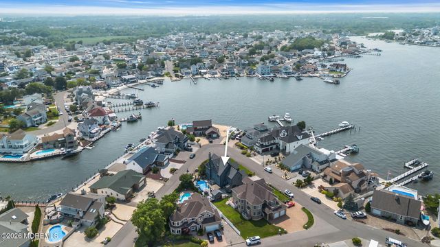 3403 Sandy Place, Toms River, NJ 08753