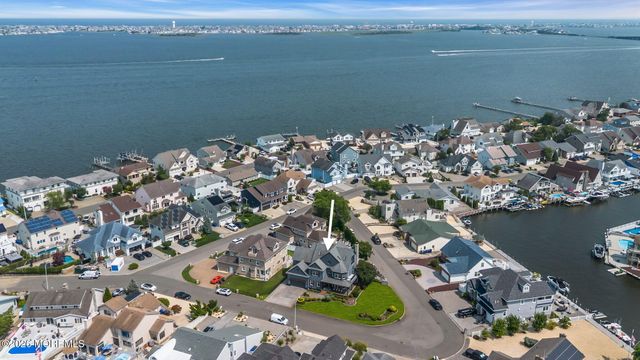 3403 Sandy Place, Toms River, NJ 08753